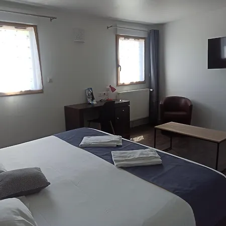 Brit L'arrivee Hotell 3*